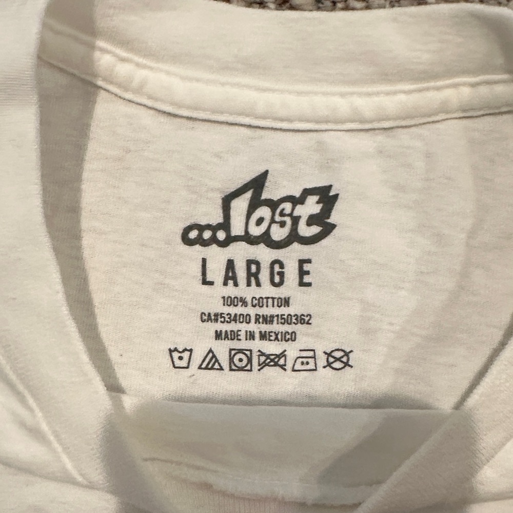 …Lost Classic Surf Brand White Tee Large. NWT - Picture 2 of 7